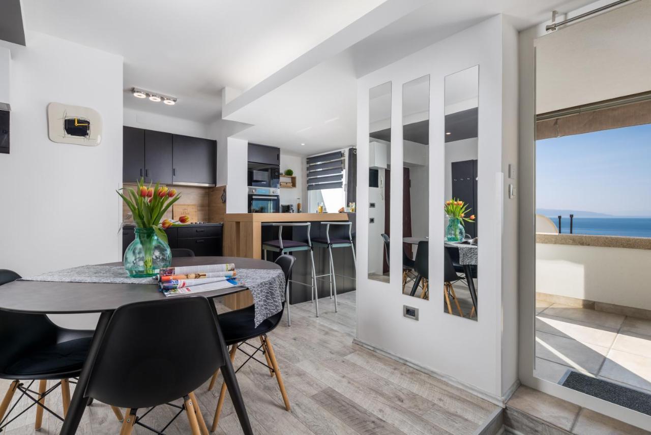 Lux Apartment Sky View غييكا المظهر الخارجي الصورة